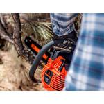 Chainsaw Remington RM4618 Outlaw in action